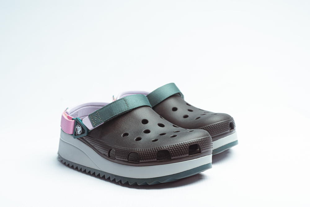 crocs dry cleaning