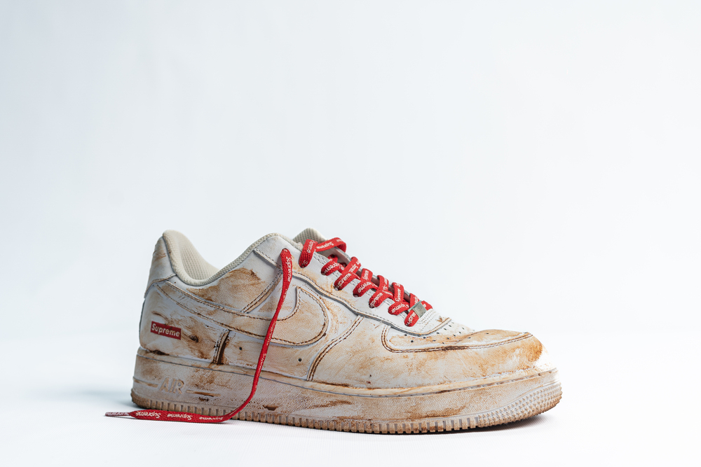 sneakers dry cleaning